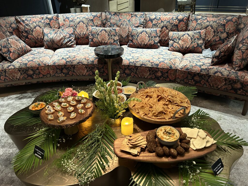 Dolly's event grazing table (1)