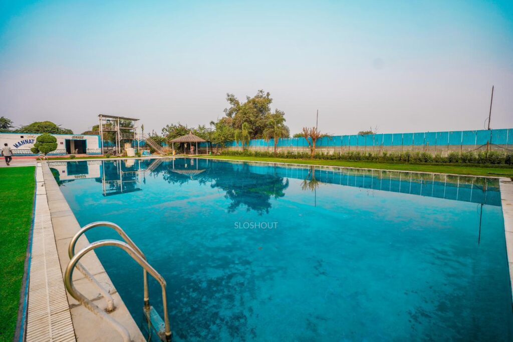 Pool 2